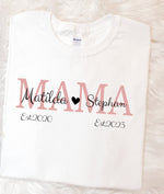 Lade das Bild in den Galerie-Viewer, Personalisiertes MAMA Shirt | MOM T-Shirt mit Kindernamen &amp; Geburtsjahr.
