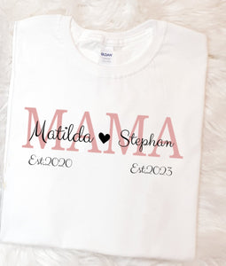 Personalisiertes MAMA Shirt | MOM T-Shirt mit Kindernamen & Geburtsjahr.